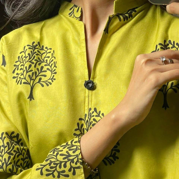 Rooh-e-Rang Leelan 2pc Stitched Suit