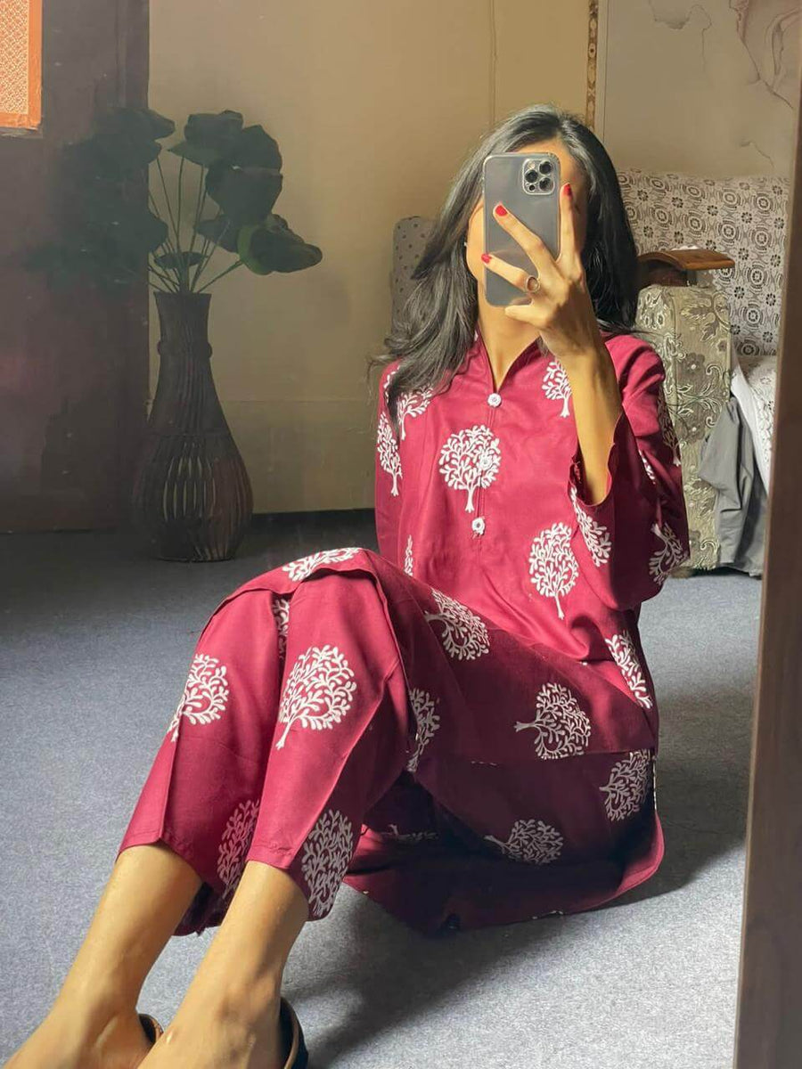 Rooh-e-Rang Leelan 2pc Stitched Suit